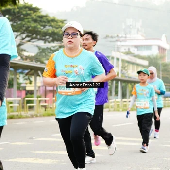 Runner Photo 8320734