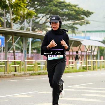 Runner Photo 8320747