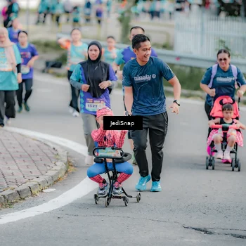 Runner Photo 8320750