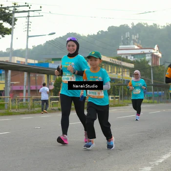 Runner Photo 8320753