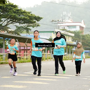 Runner Photo 8320765