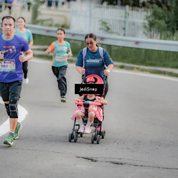 Runner Photo 8320766
