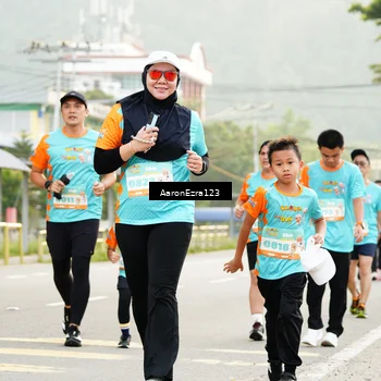 Runner Photo 8320797