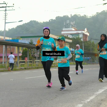 Runner Photo 8320802