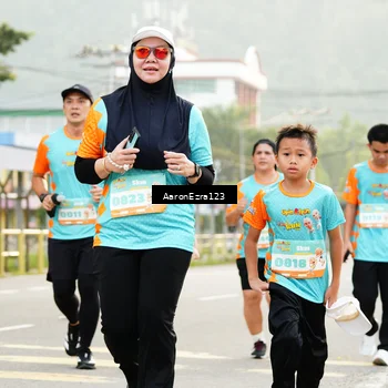 Runner Photo 8320810