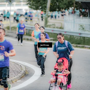 Runner Photo 8320819