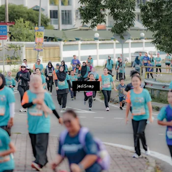 Runner Photo 8320826