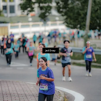 Runner Photo 8320839