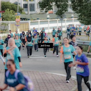Runner Photo 8320848