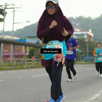 Runner Photo 8320867