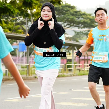 Runner Photo 8320873