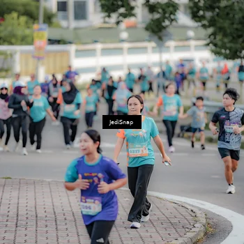 Runner Photo 8320885