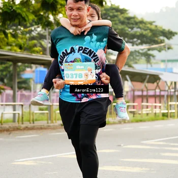 Runner Photo 8320890