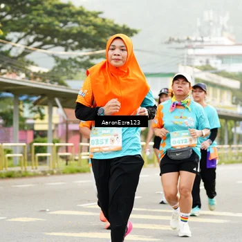 Runner Photo 8320893