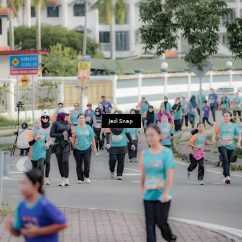 Runner Photo 8320897