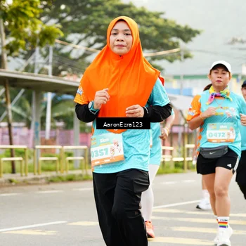 Runner Photo 8320898
