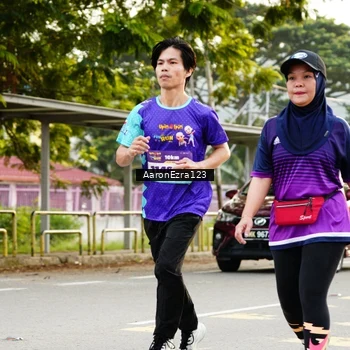Runner Photo 8320921