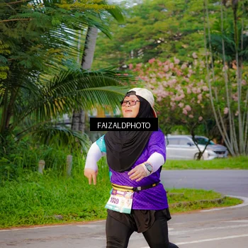 Runner Photo 8320924