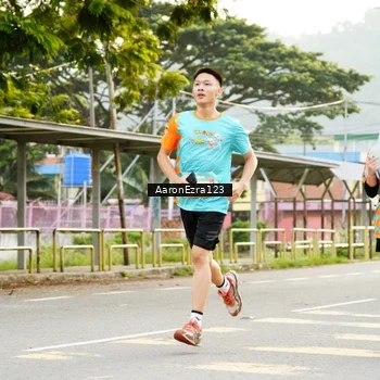 Runner Photo 8320925