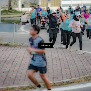 Runner Photo 8320937
