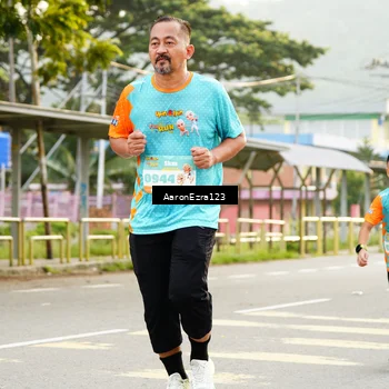 Runner Photo 8320955