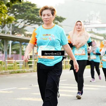 Runner Photo 8320963