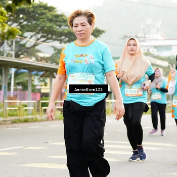 Runner Photo 8320964