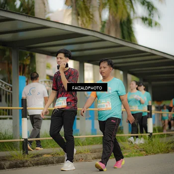 Runner Photo 8320975