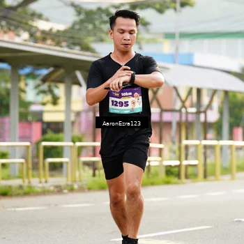 Runner Photo 8320997