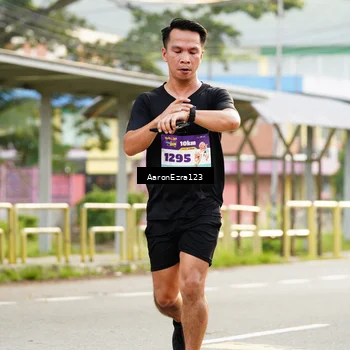 Runner Photo 8321000