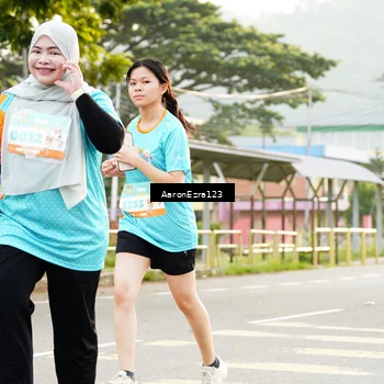 Runner Photo 8321005