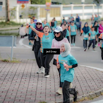 Runner Photo 8321008