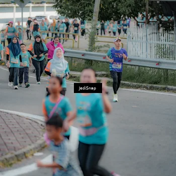 Runner Photo 8321033