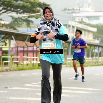 Runner Photo 8321042
