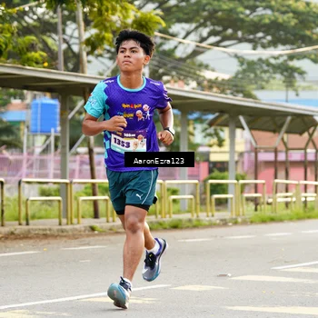Runner Photo 8321053