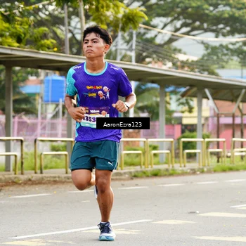 Runner Photo 8321055