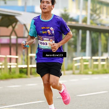 Runner Photo 8321081