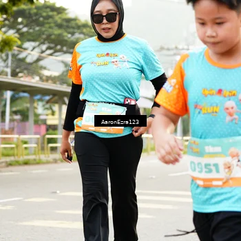 Runner Photo 8321082