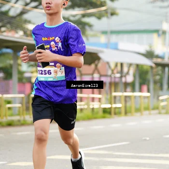 Runner Photo 8321090