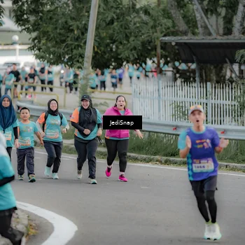 Runner Photo 8321097