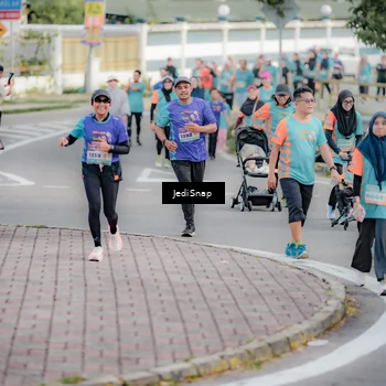 Runner Photo 8321136