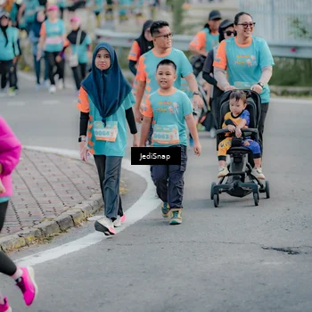 Runner Photo 8321152