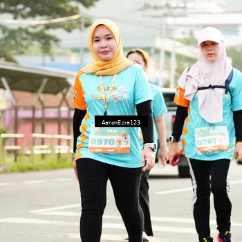 Runner Photo 8321200