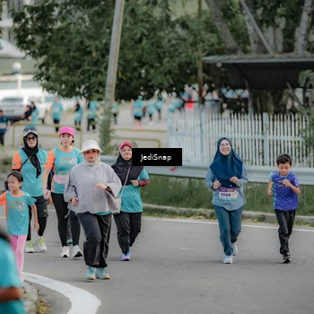 Runner Photo 8321219