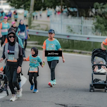 Runner Photo 8321243