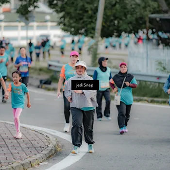 Runner Photo 8321246