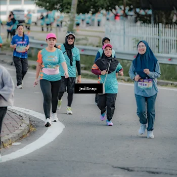 Runner Photo 8321252