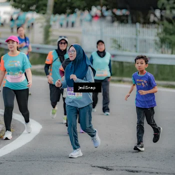 Runner Photo 8321284