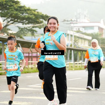 Runner Photo 8321307