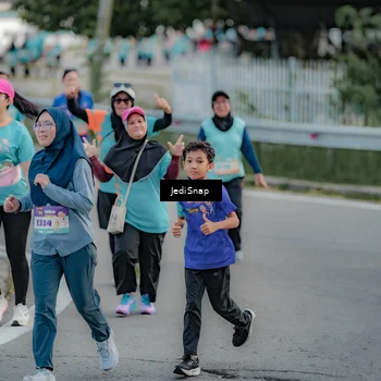 Runner Photo 8321310